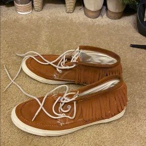 Converse Moccasin Sneaker